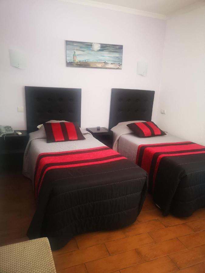 Hotel 4 Estacoes Chaves Esterno foto