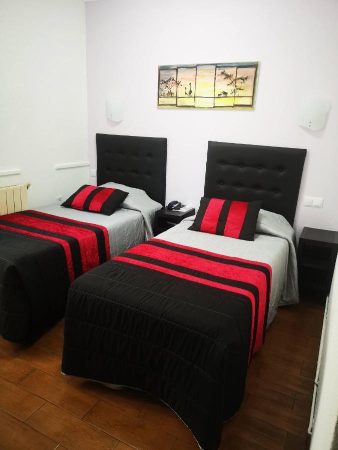 Hotel 4 Estacoes Chaves Esterno foto
