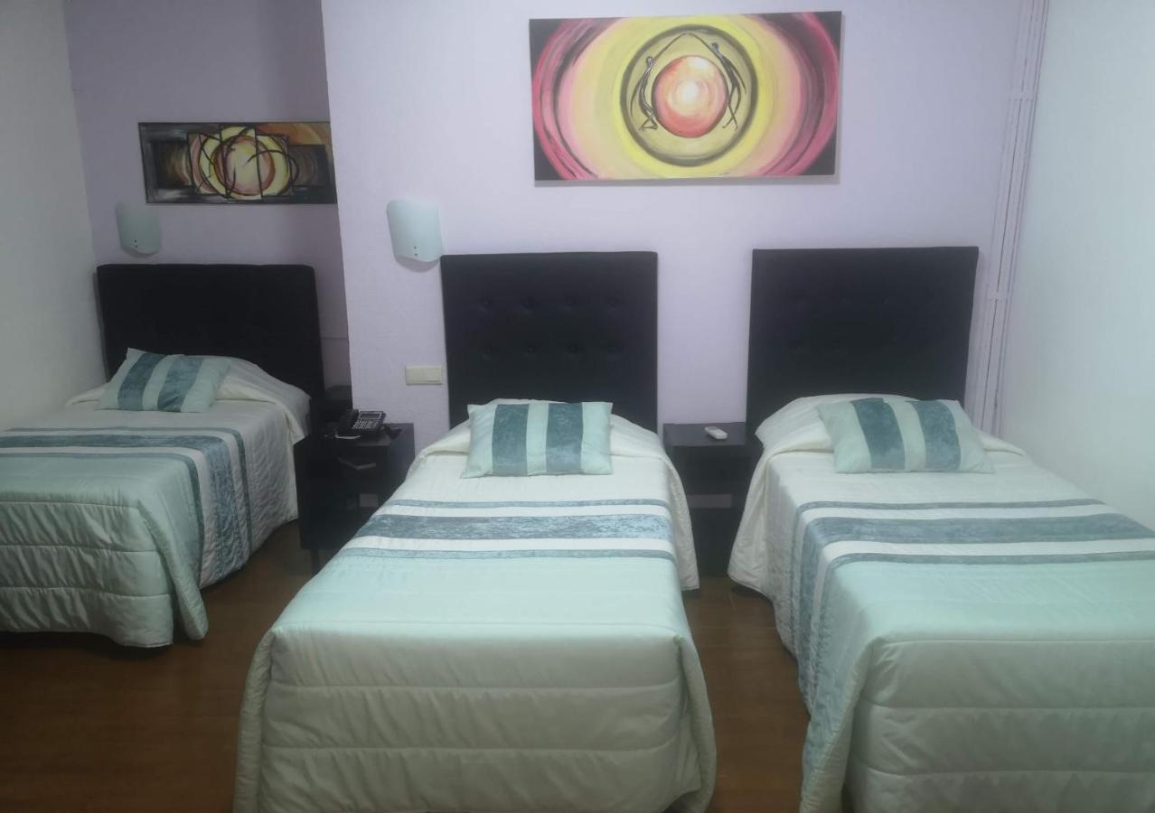 Hotel 4 Estacoes Chaves Esterno foto