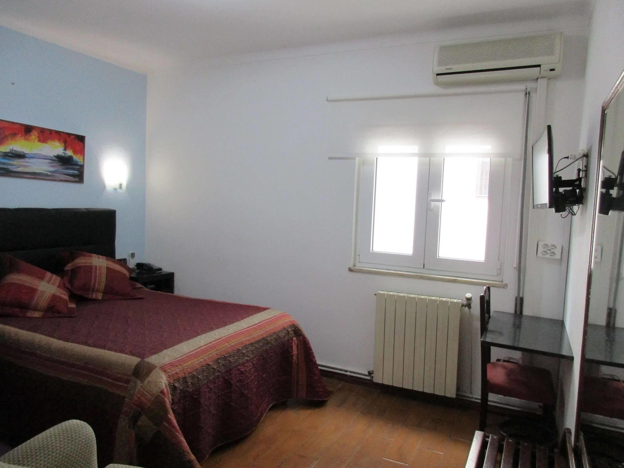 Hotel 4 Estacoes Chaves Esterno foto
