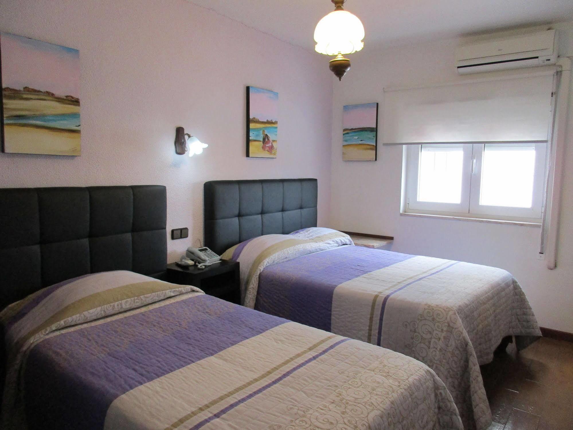 Hotel 4 Estacoes Chaves Esterno foto
