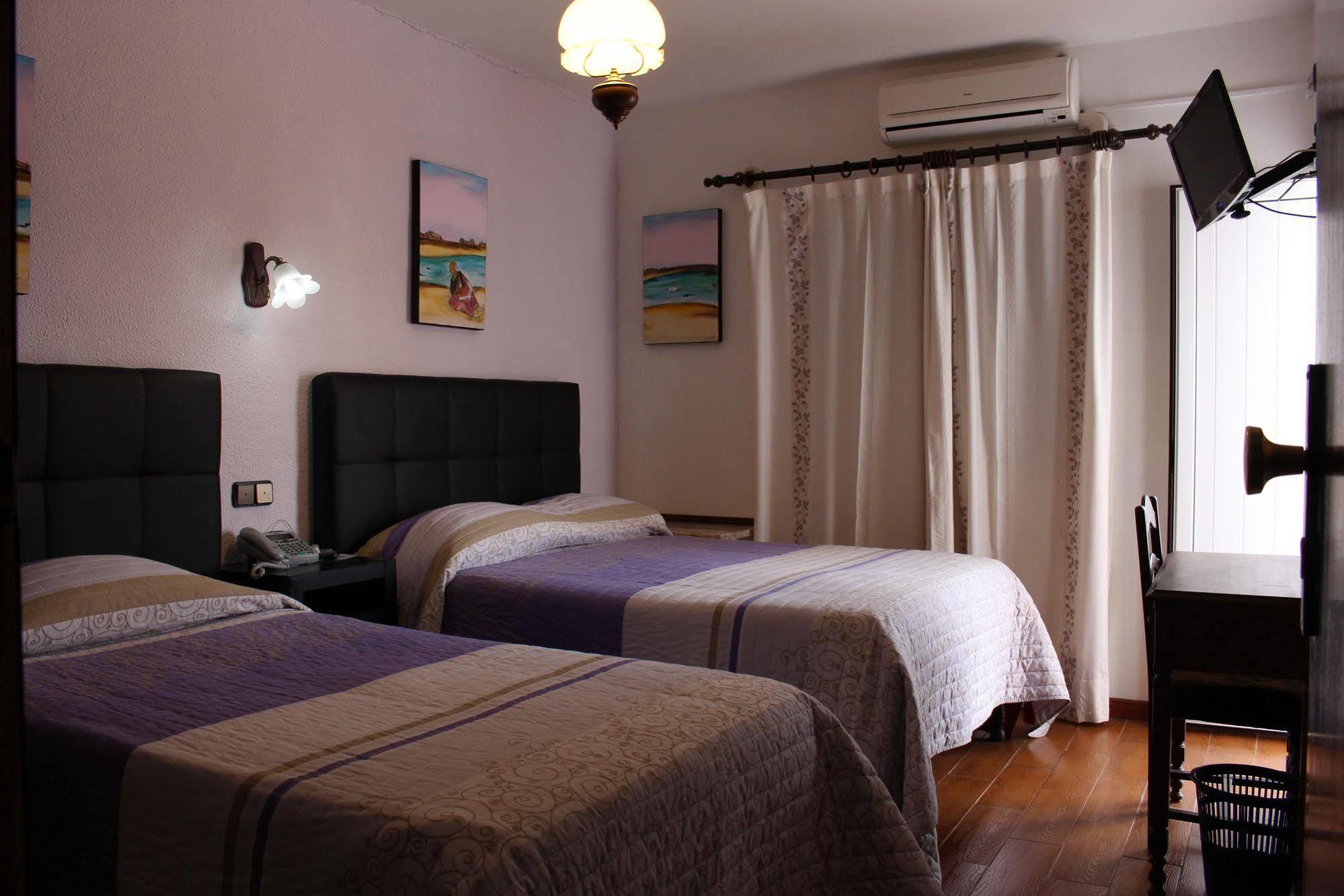 Hotel 4 Estacoes Chaves Esterno foto